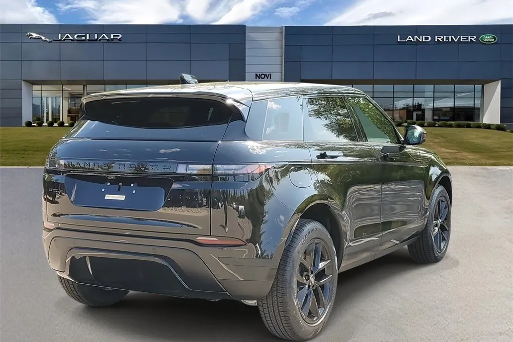 2026 Land Rover Range Rover Evoque S photo 1