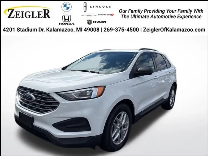 2022 Ford Edge SE photo 1