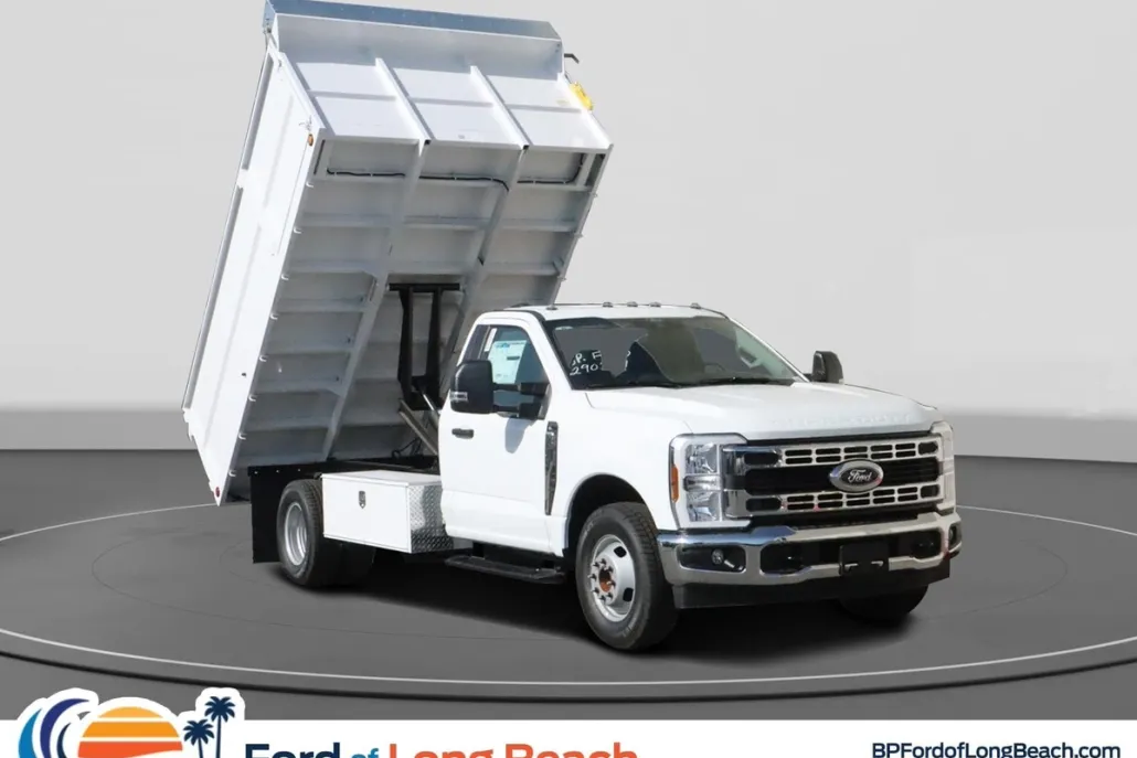 2024 Ford F-350 XL photo 1