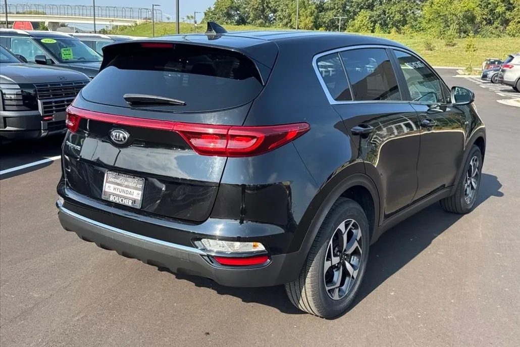 2021 Kia Sportage LX photo 1