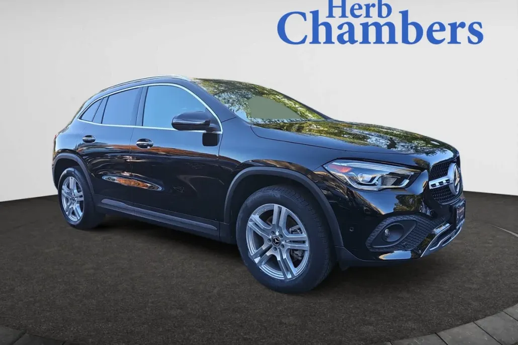 2023 Mercedes Benz GLA 250 4MATIC photo 1