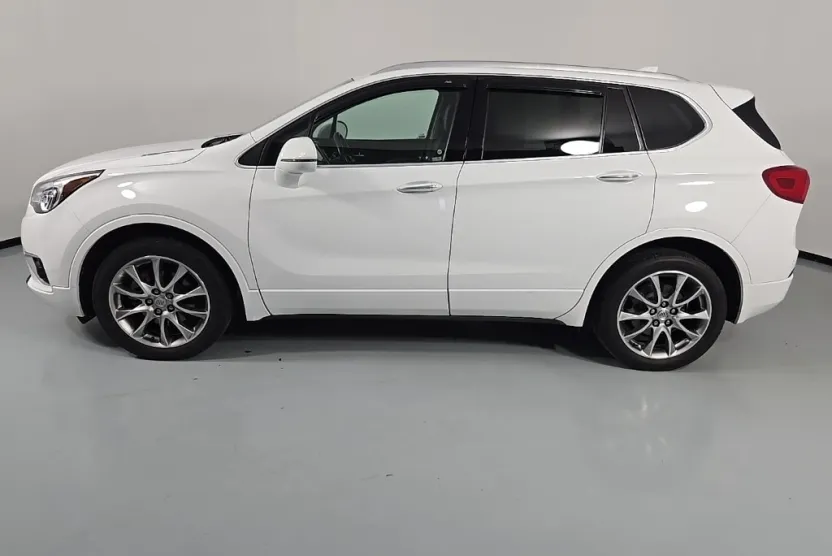 2020 Buick Envision Essence photo 1