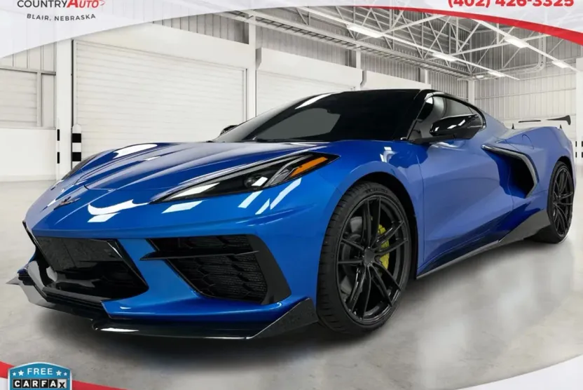 2024 Chevrolet Corvette Stingray Coupe 2LT photo 1