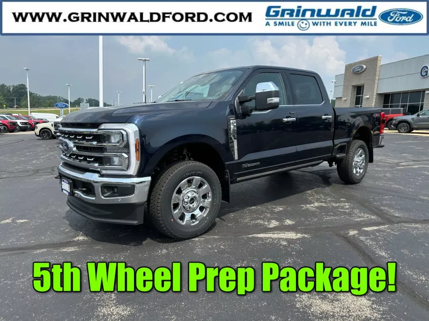 2025 Ford F-350 Lariat photo 1