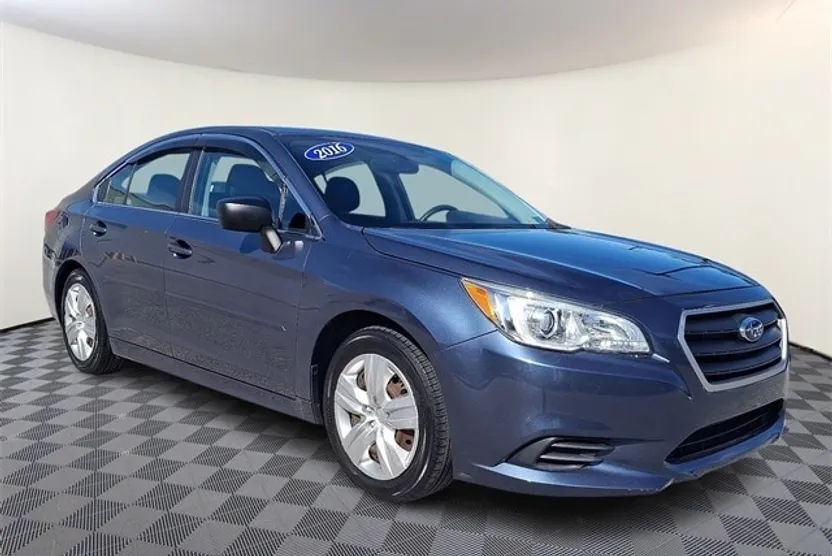 2016 Subaru Legacy 2.5i photo 1
