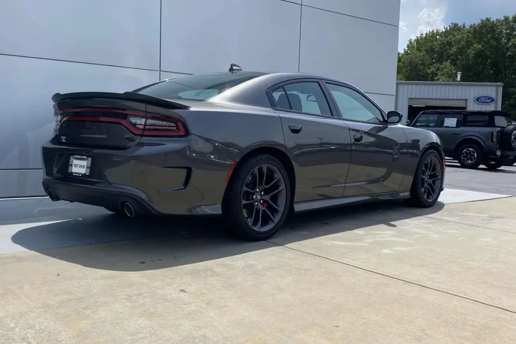 2023 Dodge Charger R/T photo 1