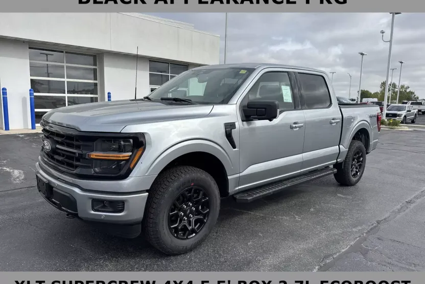 2025 Ford F-150 XLT photo 1