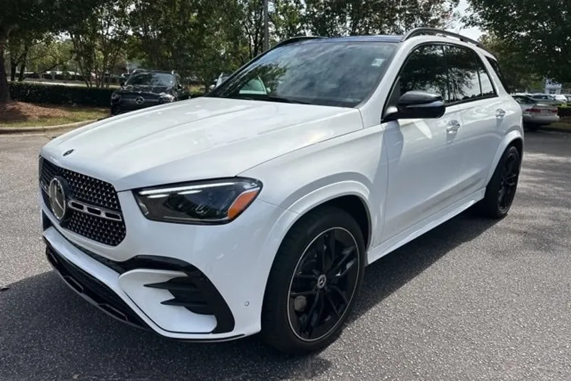 2025 Mercedes Benz GLE 450 4MATIC photo 1