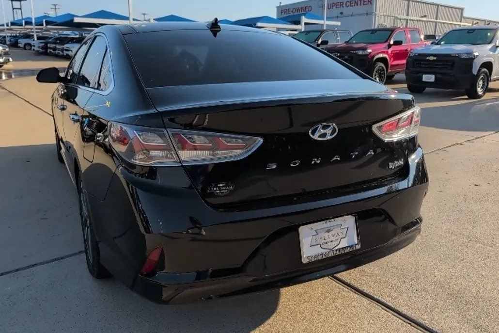 2019 Hyundai Sonata Hybrid Limited photo 1
