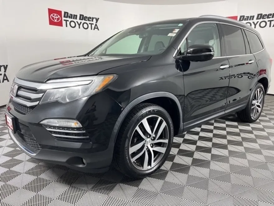 2016 Honda Pilot Elite photo 1