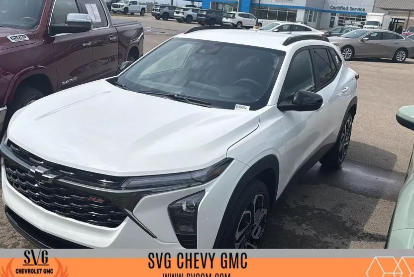 2025 Chevrolet Trax photo 1