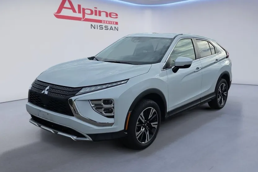 2024 Mitsubishi Eclipse Cross SE photo 1