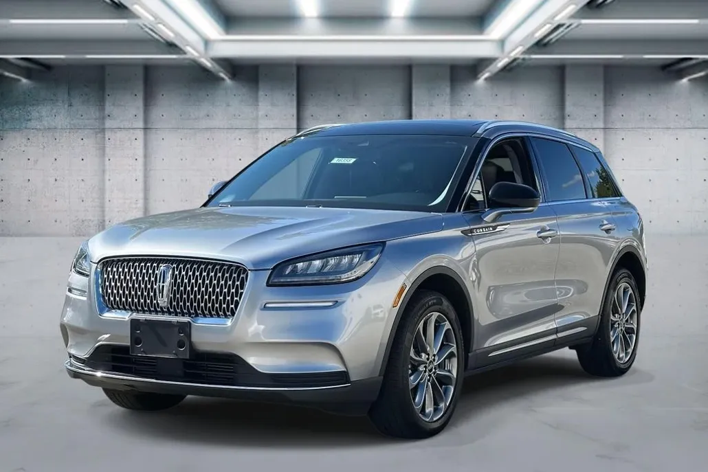 2022 Lincoln Corsair Standard photo 1