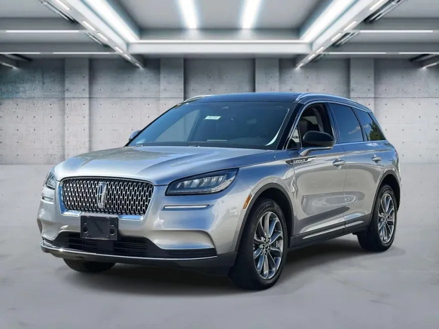 2022 Lincoln Corsair Standard photo 1