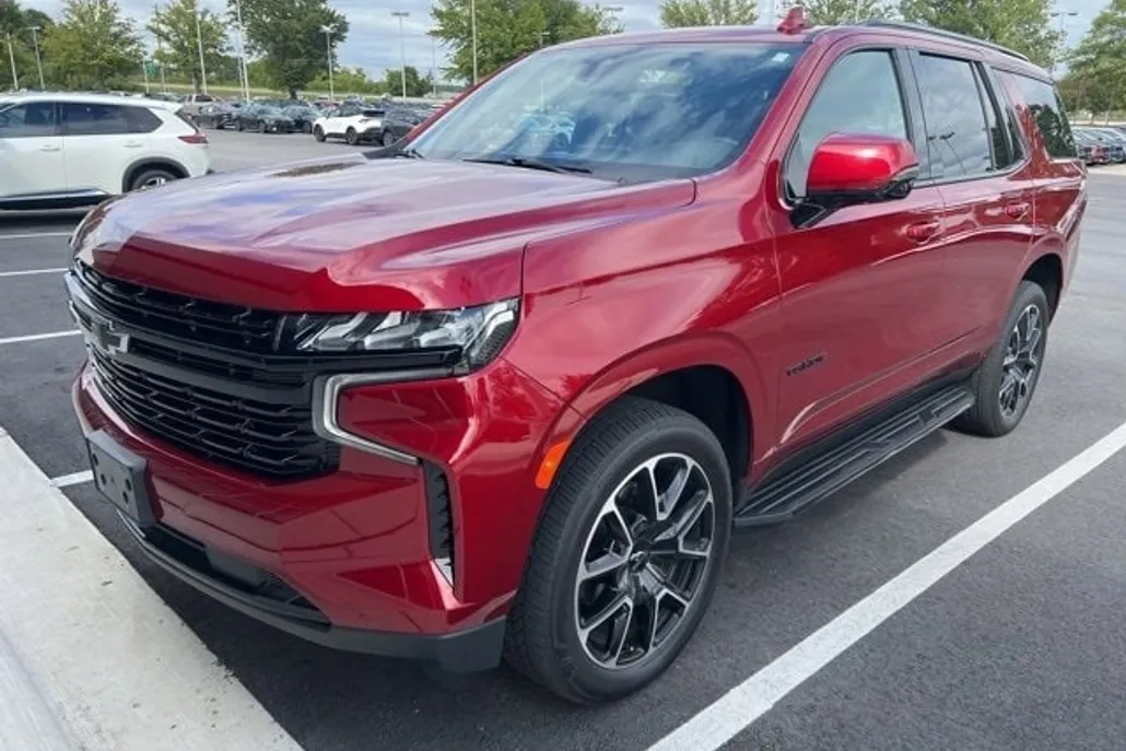 2023 Chevrolet Tahoe RST photo 1
