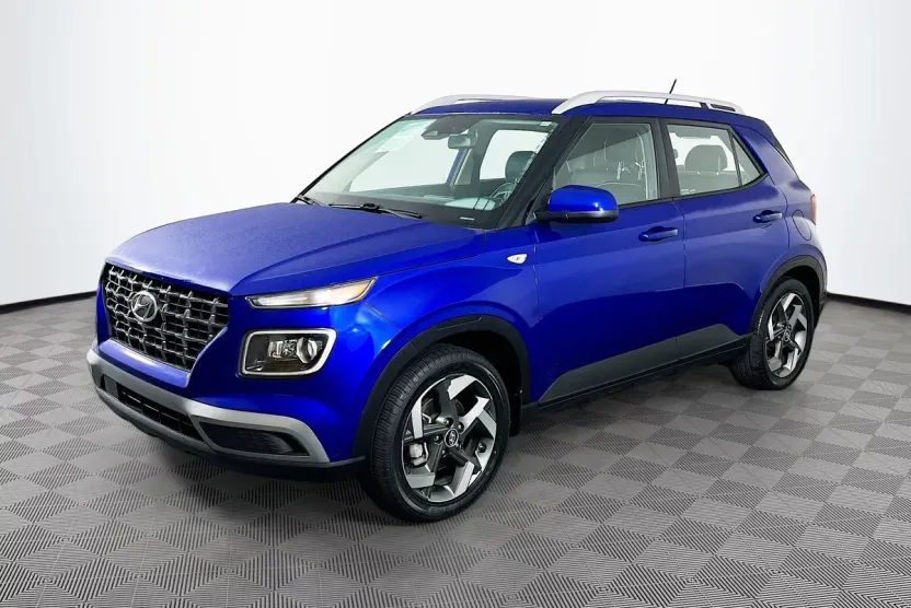 2023 Hyundai Venue Limited photo 1