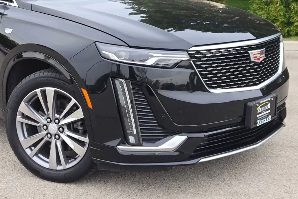 2024 Cadillac XT6 Premium Luxury photo 1