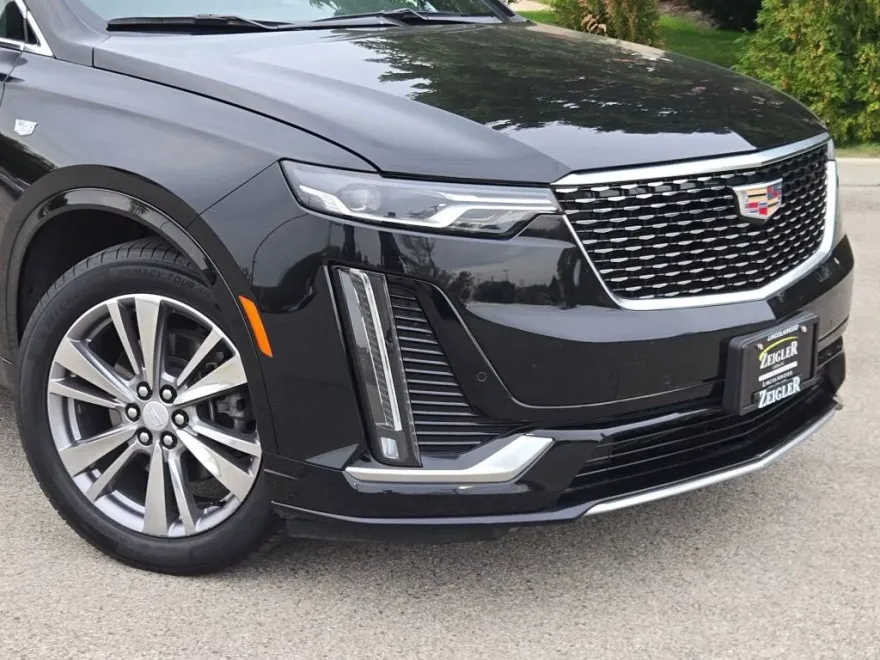 2024 Cadillac XT6 Premium Luxury photo 1