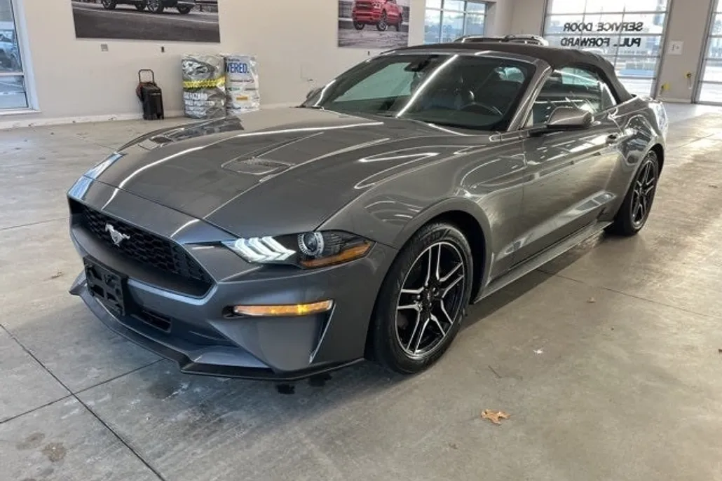 2022 Ford Mustang EcoBoost Premium Convertible photo 1