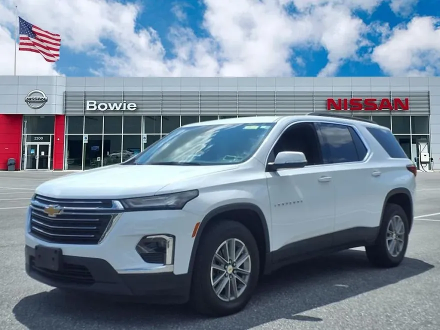 2023 Chevrolet Traverse 1LT photo 1