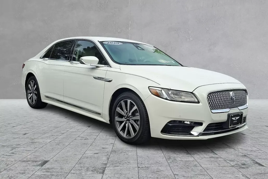 2020 Lincoln Continental Standard photo 1