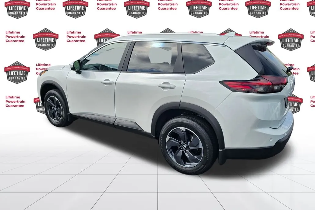 2026 Nissan Rogue SV photo 1