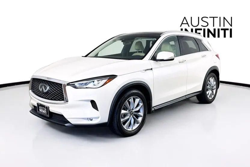 2022 Infiniti QX50 Luxe photo 1