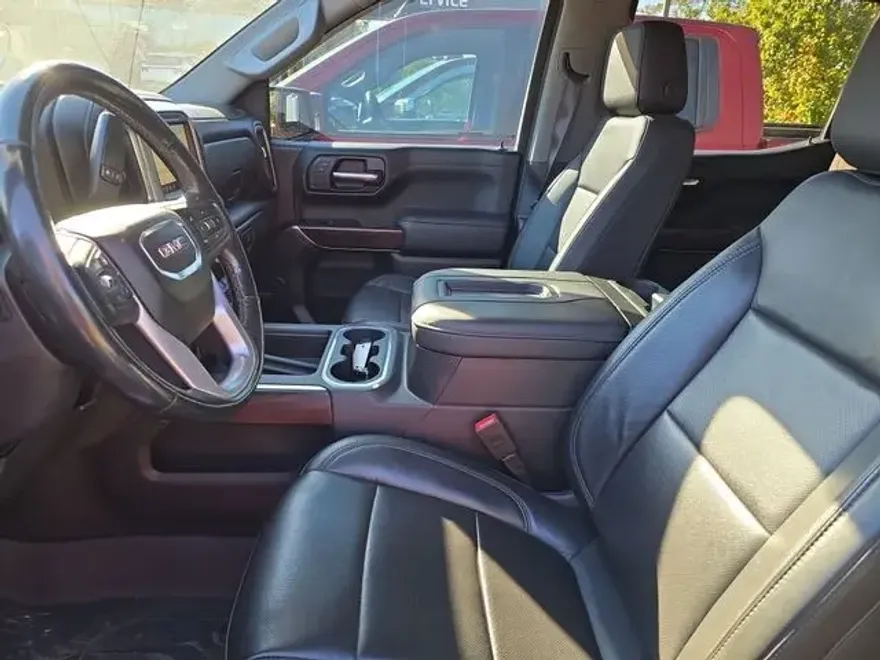 2019 Gmc Sierra 1500 SLT photo 1
