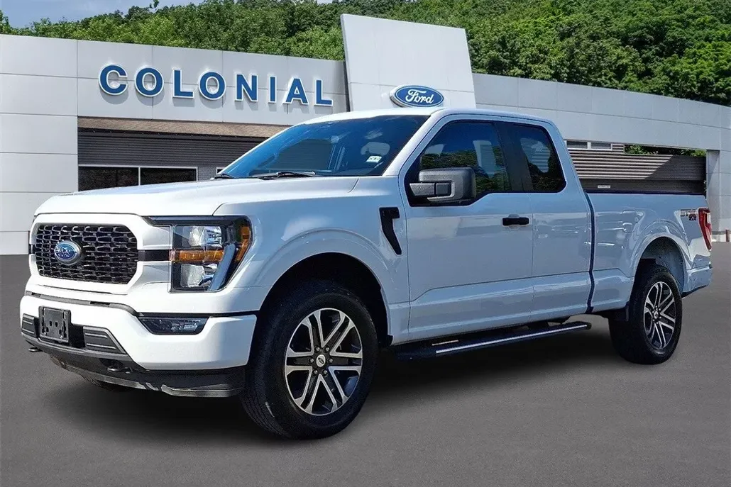 2023 Ford F-150 XL photo 1