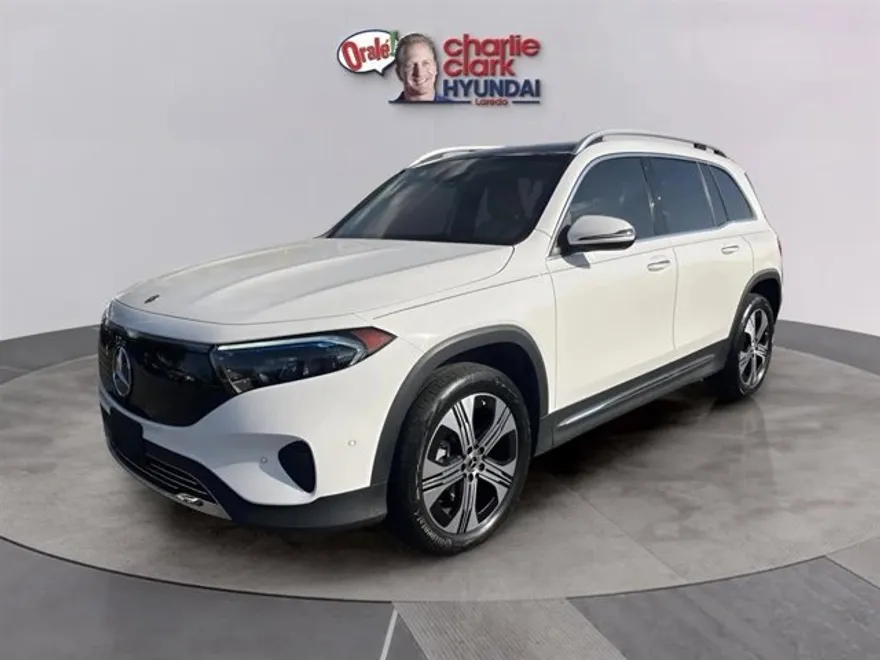 2024 Mercedes Benz EQB photo 1