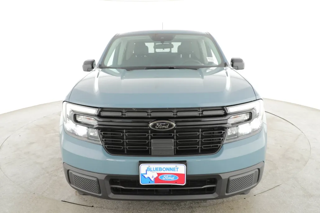 2023 Ford Maverick Lariat photo 1
