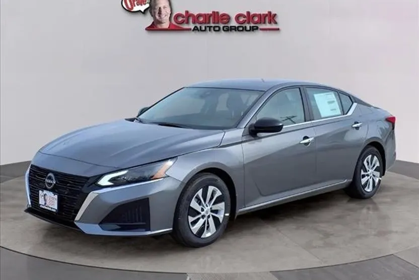2025 Nissan Altima 2.5 S photo 1