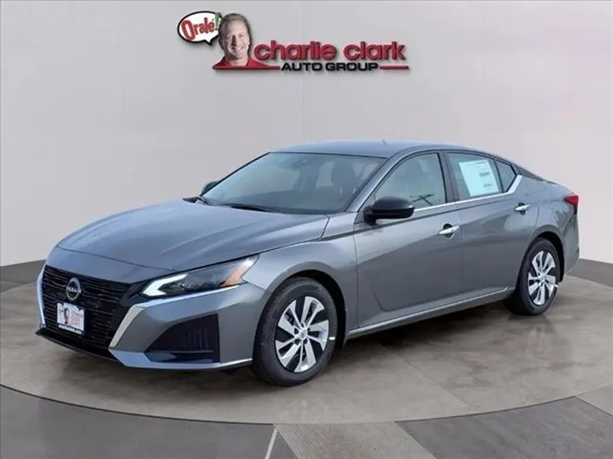 2025 Nissan Altima 2.5 S photo 1