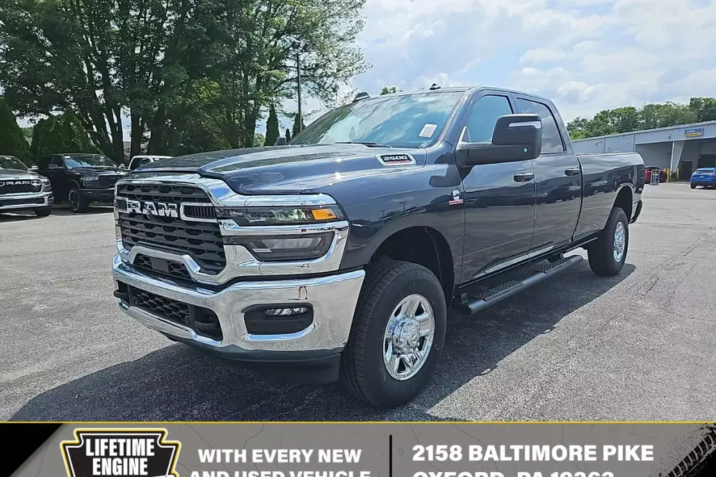 2025 Ram 2500 Tradesman photo 1