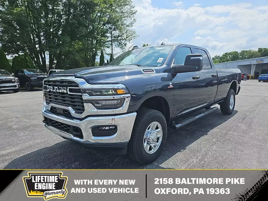 2025 Ram 2500 Tradesman photo 1
