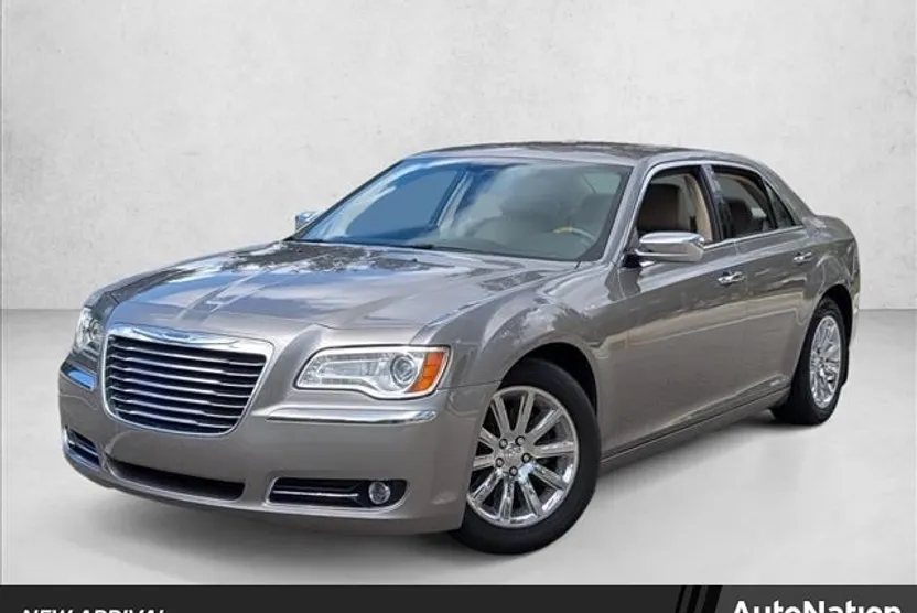 2014 Chrysler 300 C Base photo 1