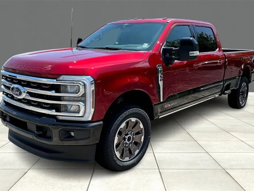 2025 Ford F-350 photo 1