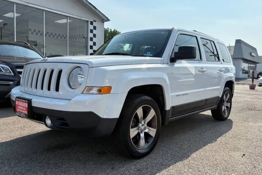 2016 Jeep Patriot High Altitude photo 1