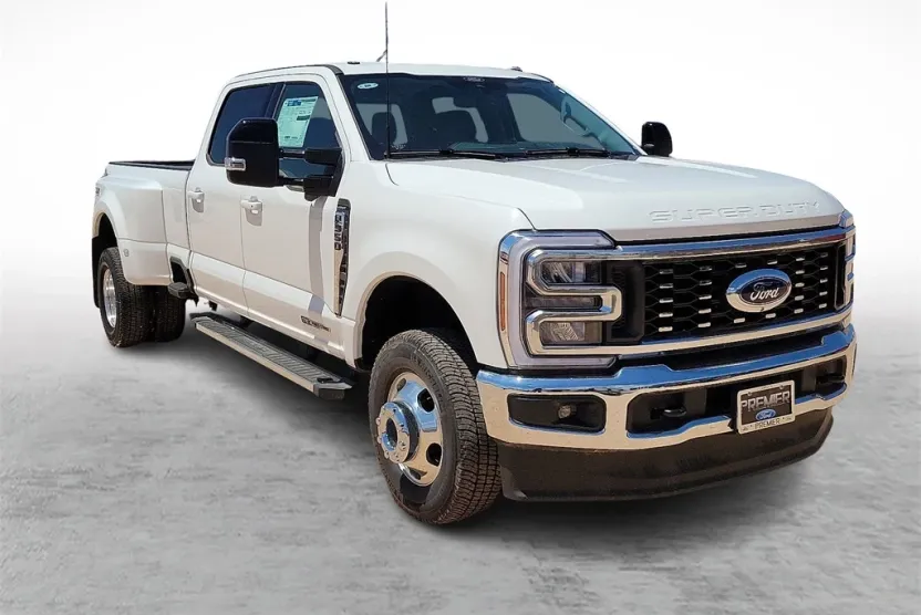 2025 Ford F-350 photo 1