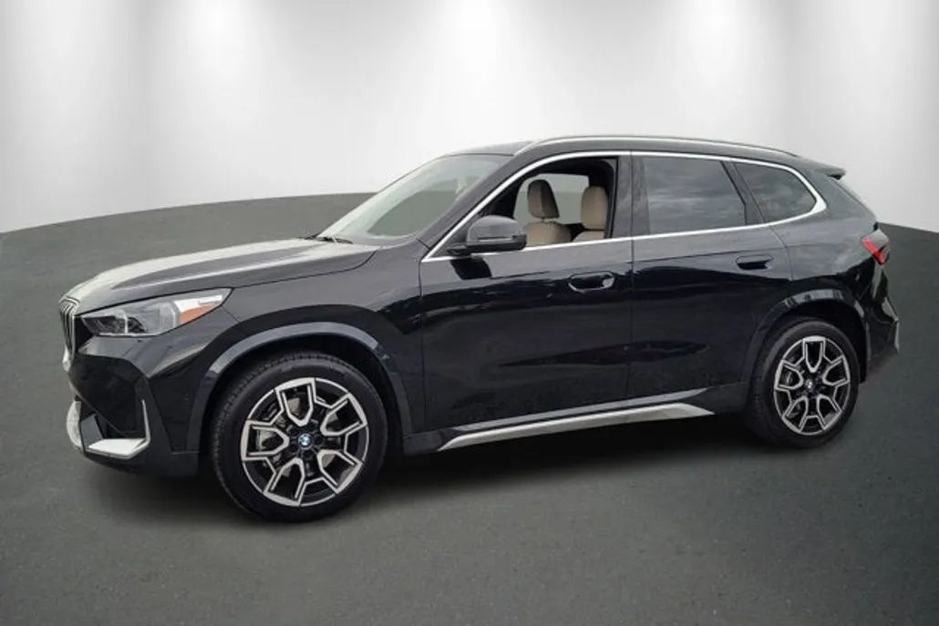 2025 Bmw X1 XDrive28i photo 1