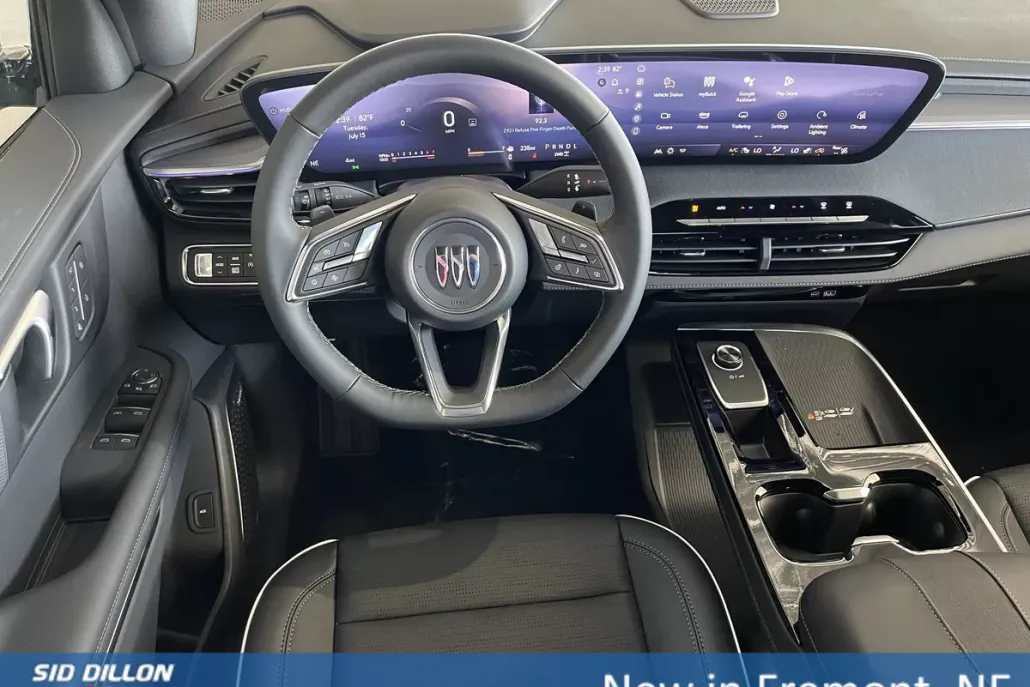 2025 Buick Enclave Sport Touring photo 1