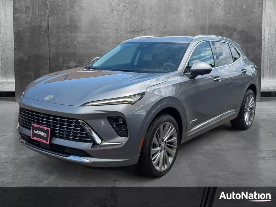 2025 Buick Envision Avenir photo 1