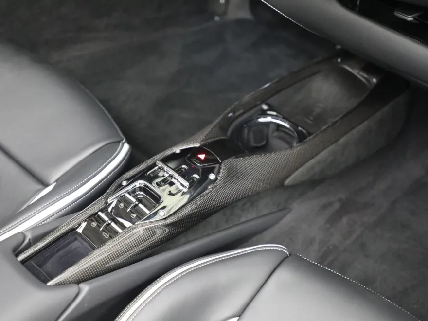 2024 Ferrari 296 GTS photo 24