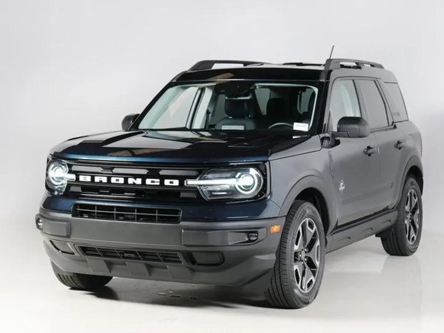 2021 Ford Bronco Sport Outer Banks photo 1