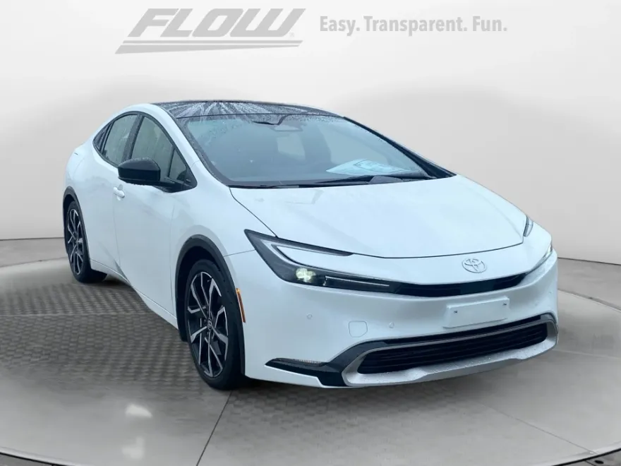 2024 Toyota Prius Prime XSE photo 1