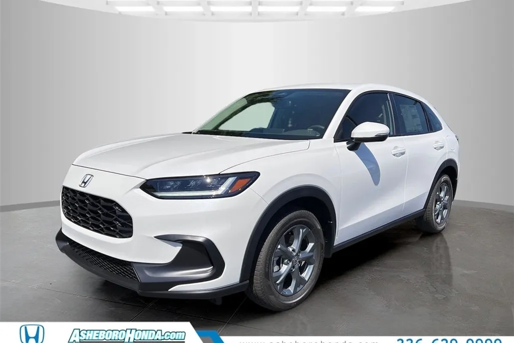 2026 Honda HR-V LX photo 1