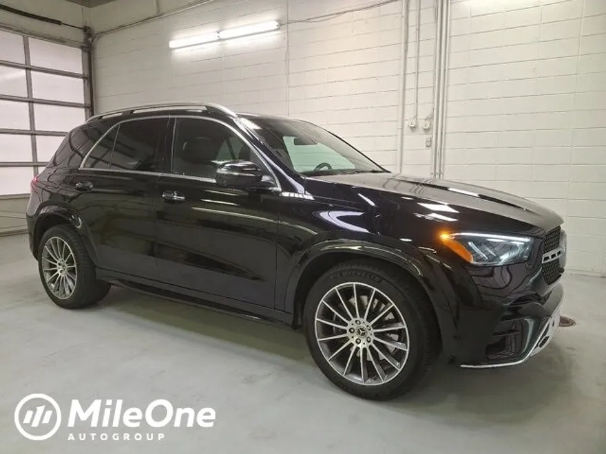 2025 Mercedes Benz GLE 450e 4MATIC photo 1