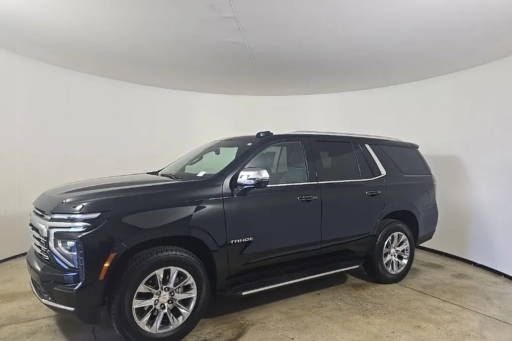 2025 Chevrolet Tahoe Premier photo 1