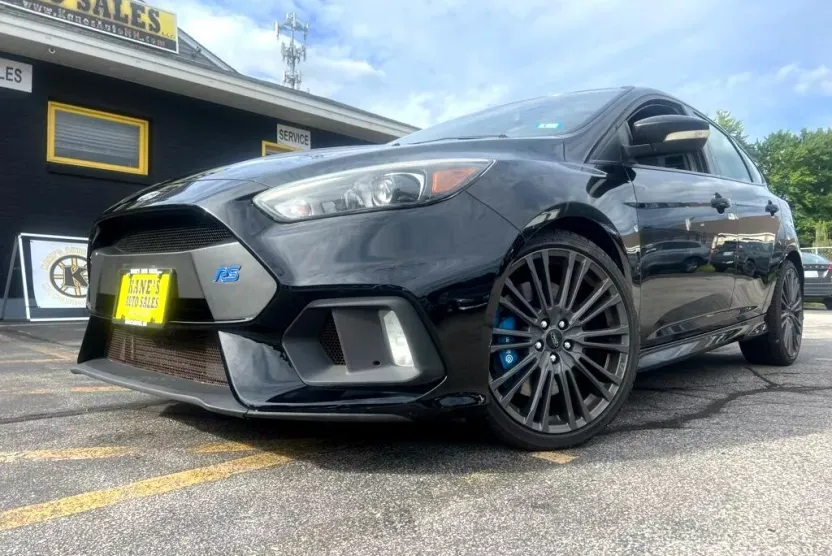 2016 Ford Focus RS photo 1