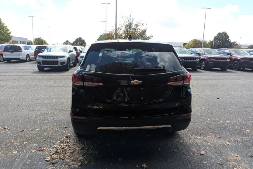 2024 Chevrolet Equinox photo 1